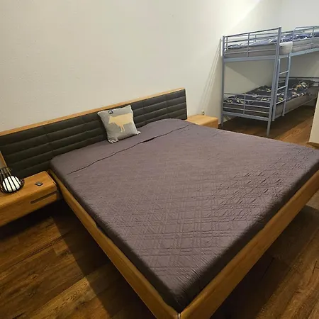 Triberg Falls Hideaway - 35 Апартаменты *